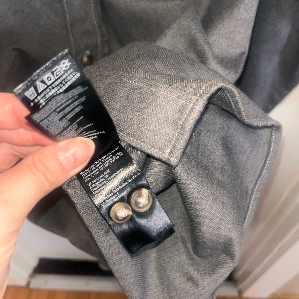 The North Face Gray Casual Button Down Shirt - Picture 7 of 8